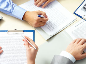 汇丰密码函补发攻略 汇丰密码函里的密码就是ATM的密码  汇丰密码函的密码是汇丰卡的取款密码！取款密码只能在HK地区的ATM机上修改！